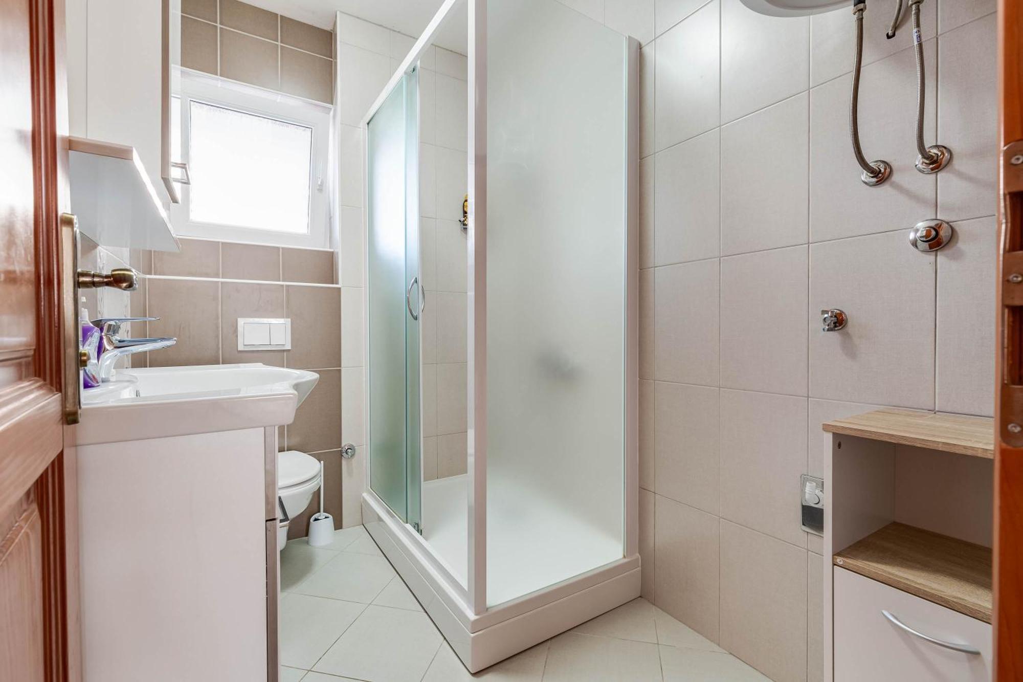 פאקוסטאן Apartmani Pocrnic מראה חיצוני תמונה